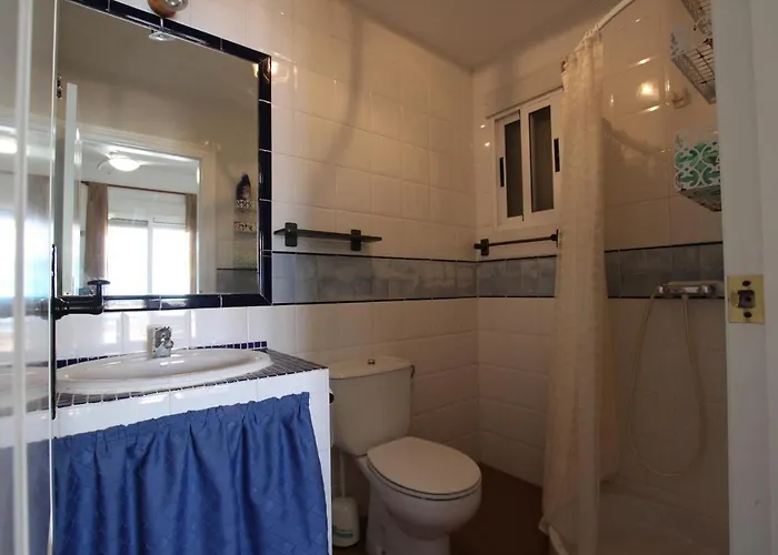 Con Piscina A 100m De La Playa *